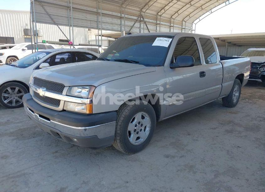 Photo 2 of 2005 Chevrolet Silverado 1500 LS (VIN 1GCEC19Z55Z193897)