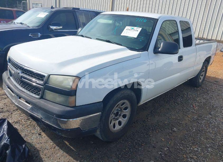 Photo 2 of 2007 Chevrolet Silverado 1500 CLASSIC WORK TRUCK (VIN 1GCEC19Z57Z134996)