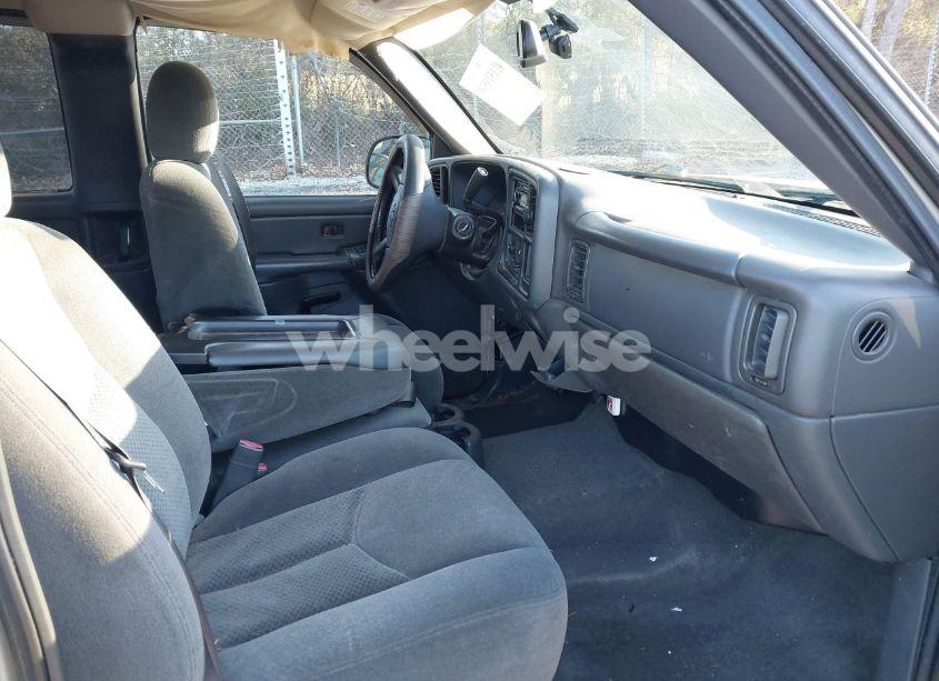 Photo 5 of 2005 Chevrolet Silverado 1500 LS (VIN 1GCEC19Z65Z261026)