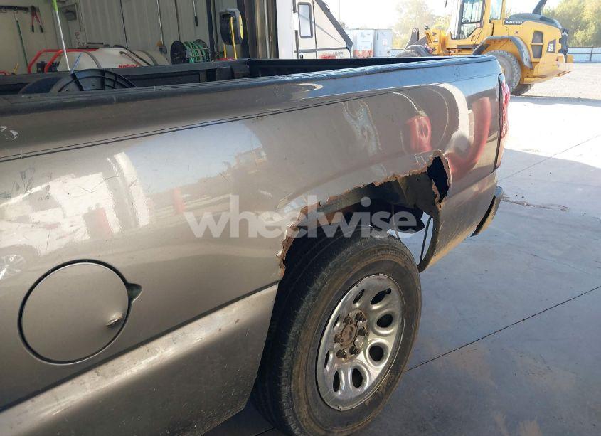 Photo 6 of 2006 Chevrolet Silverado 1500 LS (VIN 1GCEC19Z66Z216685)