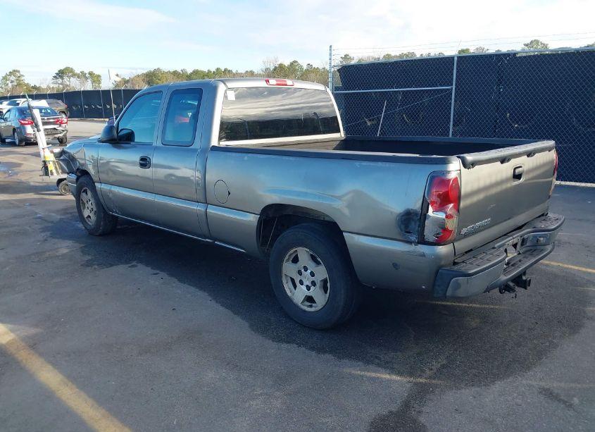 Photo 3 of 2006 Chevrolet Silverado 1500 LT1 (VIN 1GCEC19ZX6Z268708)
