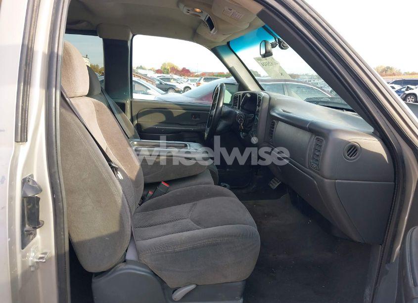 Photo 5 of 2007 Chevrolet Silverado 1500 CLASSIC LT1 (VIN 1GCEC19ZX7Z178802)