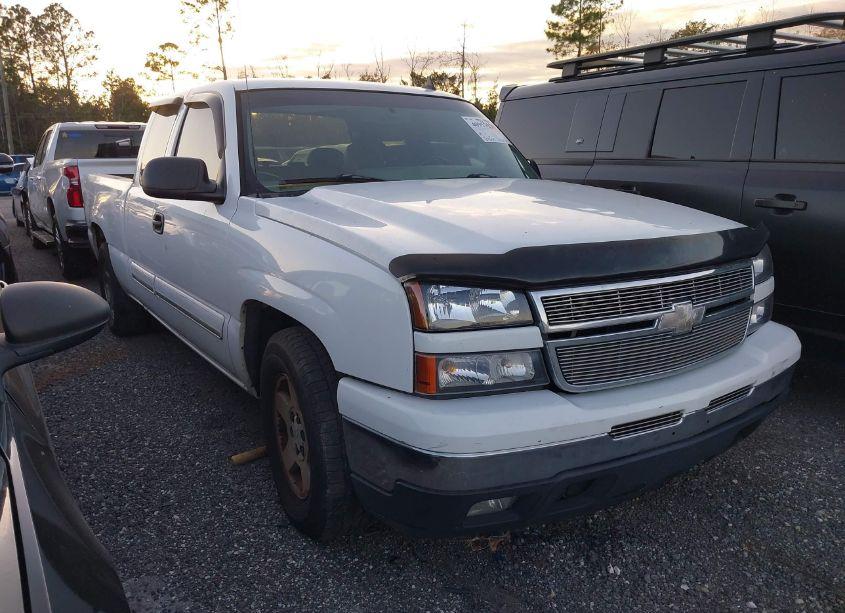 2007 Chevrolet Silverado 1500 CLASSIC LT2 (VIN 1GCEC19ZX7Z202063) main photo