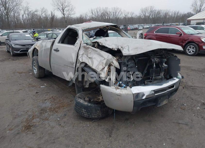 2009 Chevrolet Silverado C1500 LT (VIN 1GCEC24C69Z138132) main photo