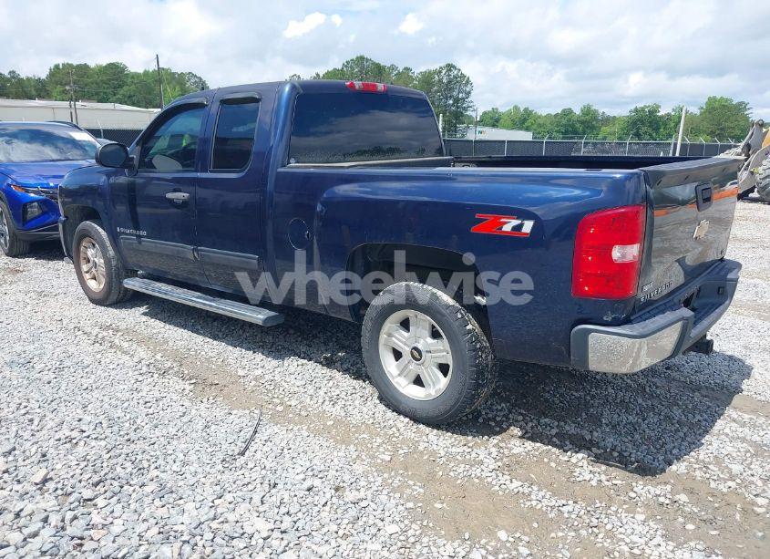 Photo 3 of 2009 Chevrolet Silverado 1500 LT (VIN 1GCEC29079Z153317)