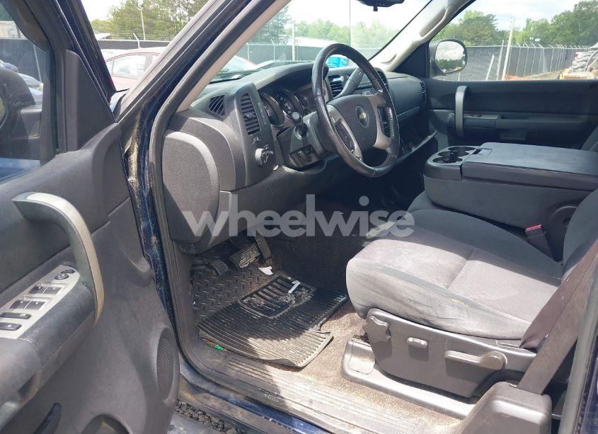 Photo 5 of 2009 Chevrolet Silverado 1500 LT (VIN 1GCEC29079Z153317)