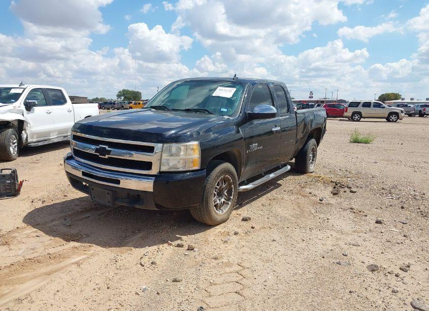 Photo 2 of 2009 Chevrolet Silverado 1500 LT (VIN 1GCEC29079Z266829)