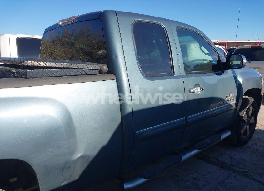 Photo 13 of 2009 Chevrolet Silverado 1500 LT (VIN 1GCEC290X9Z155918)