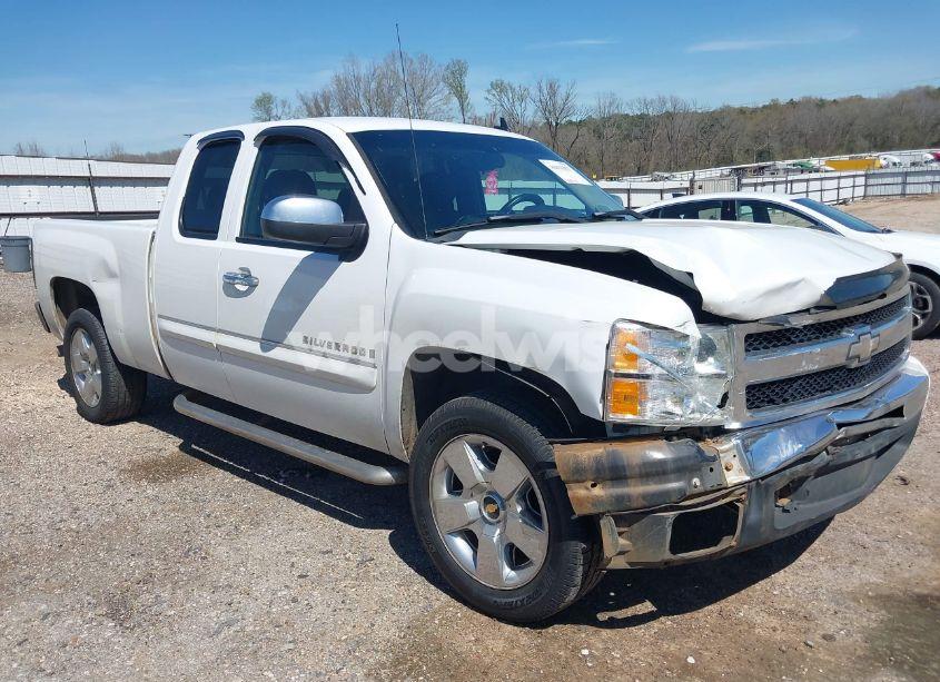 2009 Chevrolet Silverado 1500 LT (VIN 1GCEC290X9Z273788) main photo