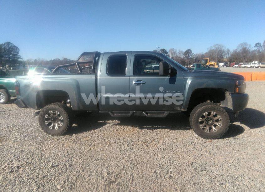 Photo 13 of 2009 Chevrolet Silverado 1500 LT (VIN 1GCEC29J59Z295707)