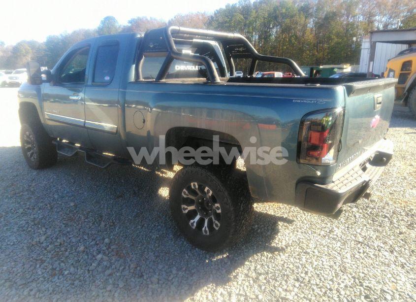 Photo 3 of 2009 Chevrolet Silverado 1500 LT (VIN 1GCEC29J59Z295707)