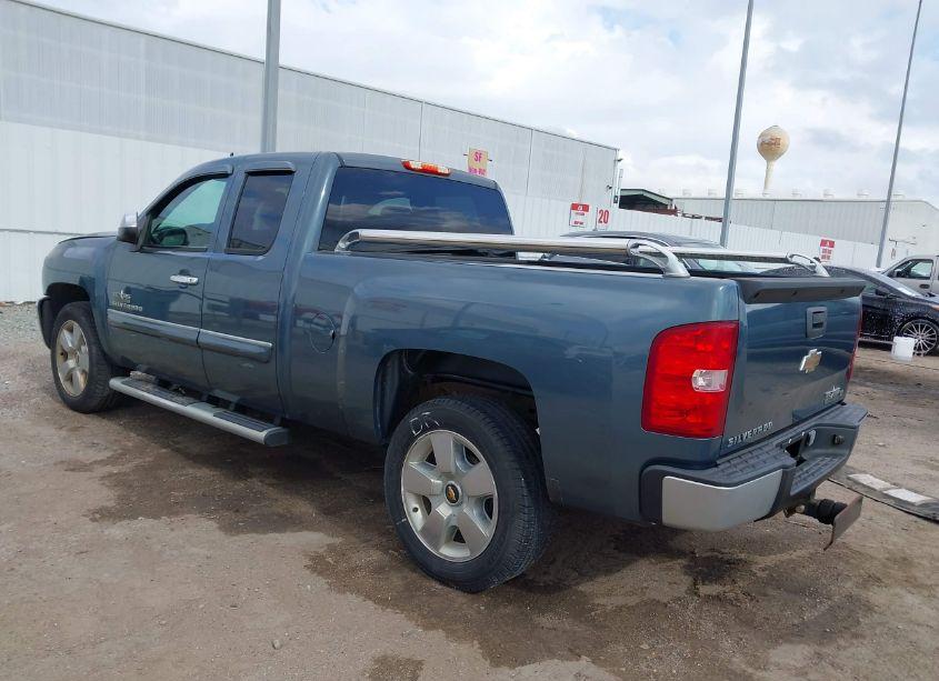 Photo 3 of 2009 Chevrolet Silverado 1500 LT (VIN 1GCEC29J79Z291576)