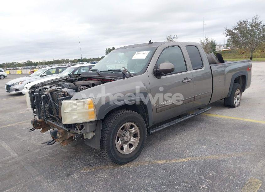 Photo 2 of 2009 Chevrolet Silverado 1500 LTZ (VIN 1GCEC39079E100033)