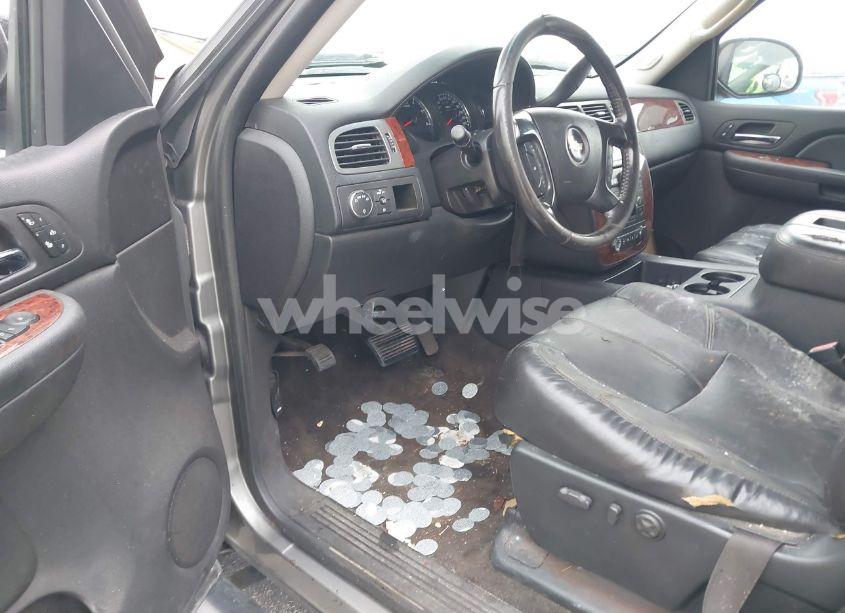 Photo 5 of 2009 Chevrolet Silverado 1500 LTZ (VIN 1GCEC39079E100033)