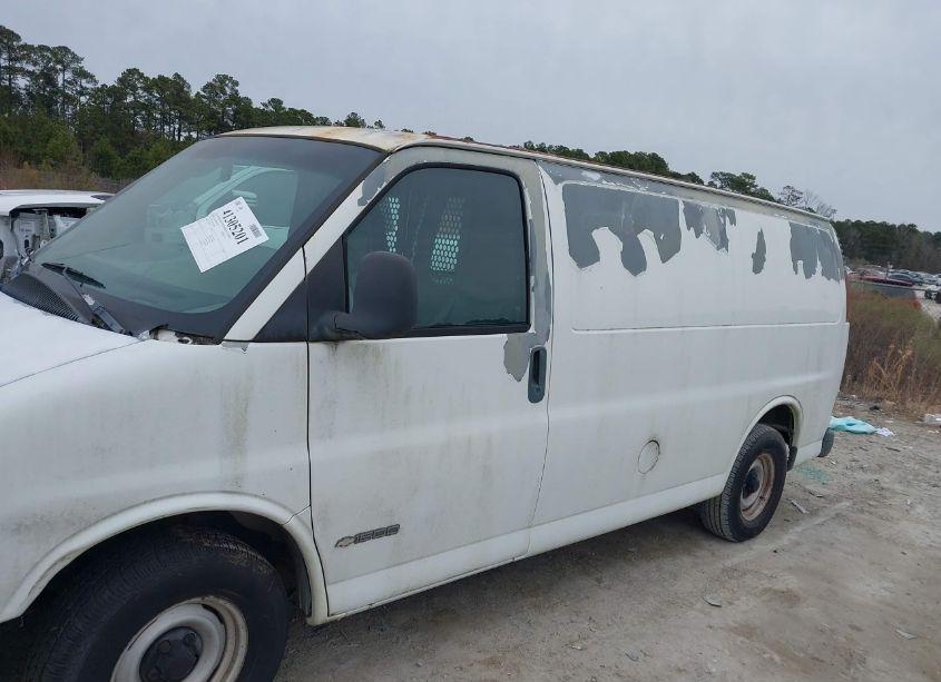 Photo 13 of 2001 Chevrolet Express (VIN 1GCEG15M111163898)
