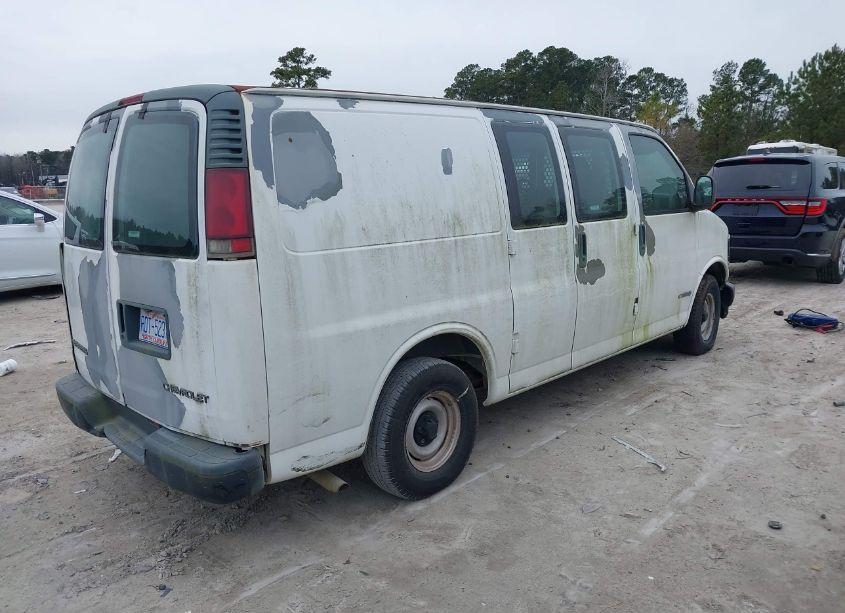 Photo 4 of 2001 Chevrolet Express (VIN 1GCEG15M111163898)