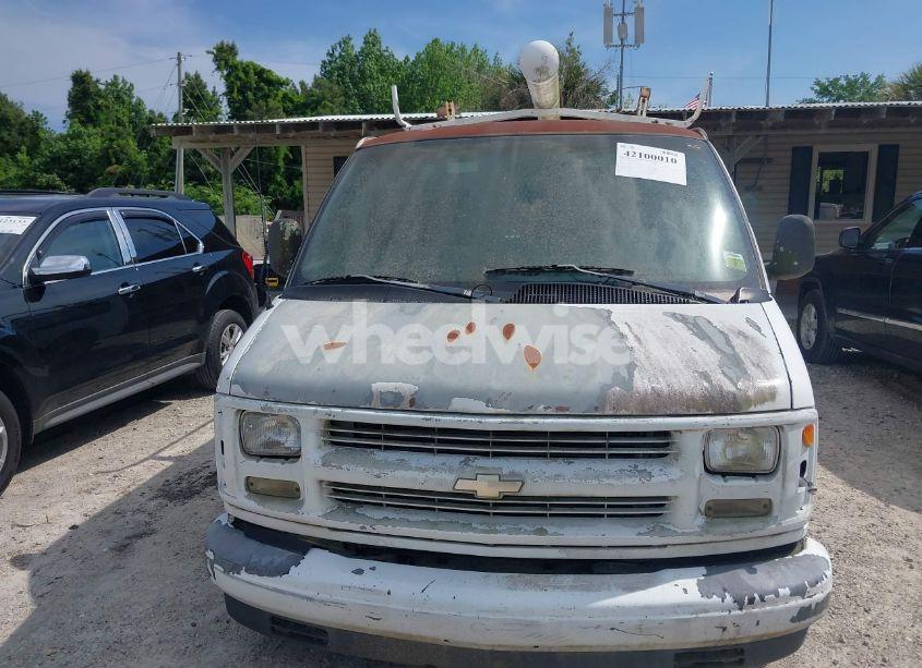 Photo 6 of 1998 Chevrolet Chevy VAN G1500 (VIN 1GCEG15M6W1009839)