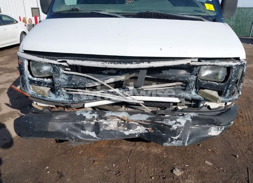 Photo 6 of 2002 Chevrolet Express (VIN 1GCEG15W621214878)