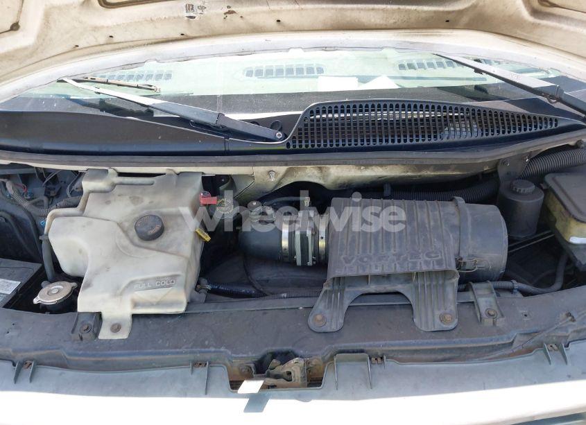 Photo 10 of 2002 Chevrolet Express (VIN 1GCEG15W821225865)