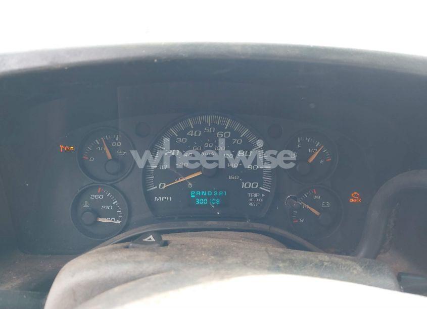 Photo 7 of 2005 Chevrolet Express (VIN 1GCEG15X251253481)