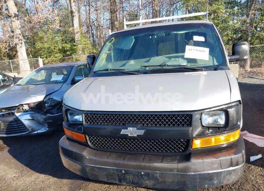 Photo 12 of 2006 Chevrolet Express WORK VAN (VIN 1GCEG15X261239839)