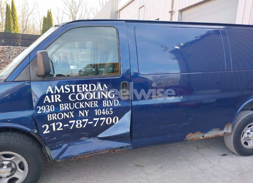 Photo 6 of 2003 Chevrolet Express (VIN 1GCEG15X731206427)