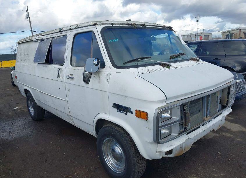 1984 Chevrolet G20 (VIN 1GCEG25F2E7124750) main photo
