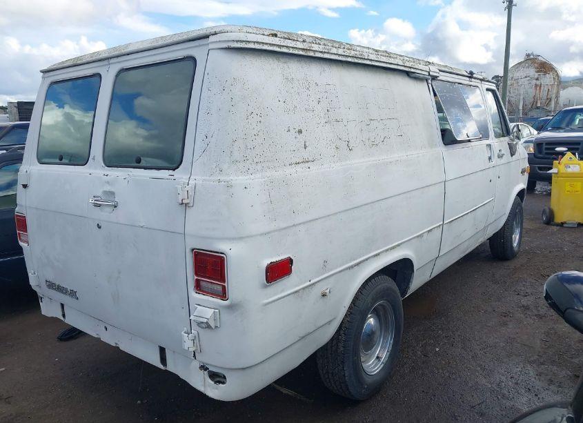 Photo 4 of 1984 Chevrolet G20 (VIN 1GCEG25F2E7124750)