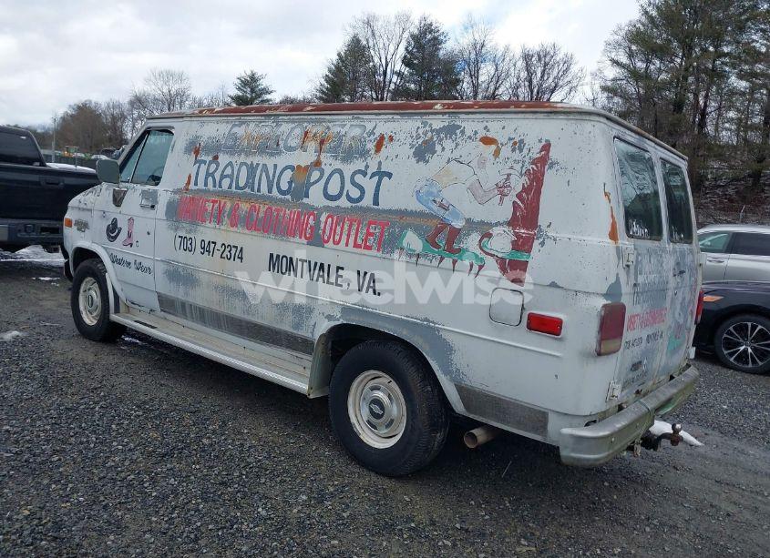 Photo 3 of 1989 Chevrolet G20 (VIN 1GCEG25K3K7183637)