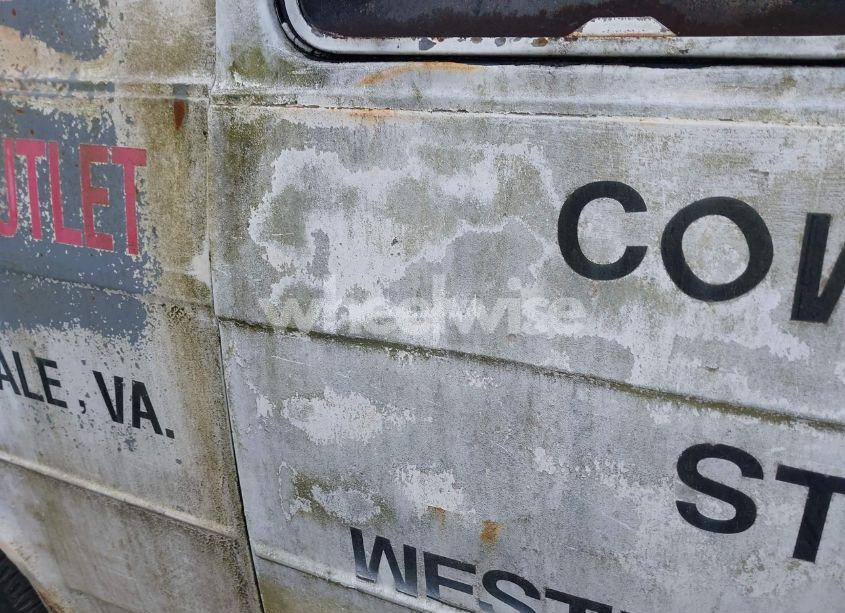 Photo 6 of 1989 Chevrolet G20 (VIN 1GCEG25K3K7183637)