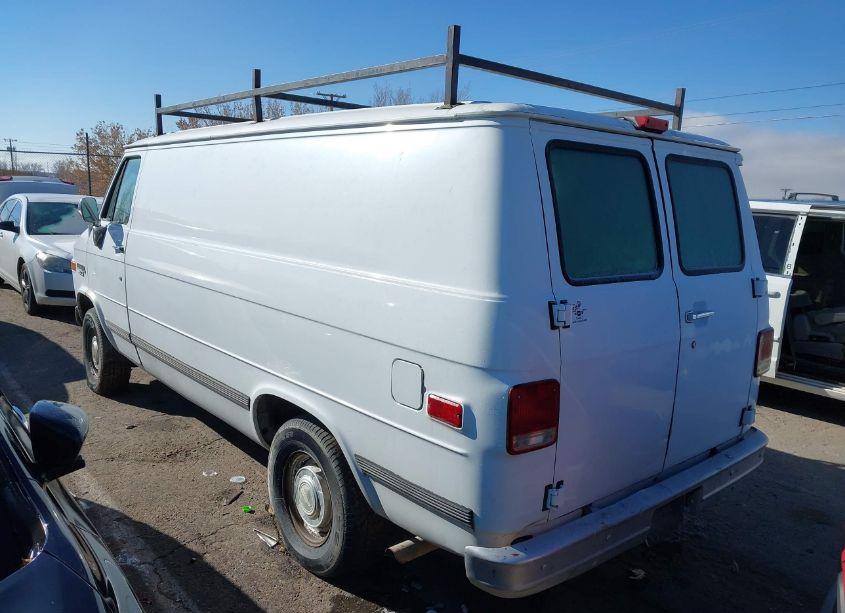 Photo 14 of 1994 Chevrolet G20 (VIN 1GCEG25K3RF121803)