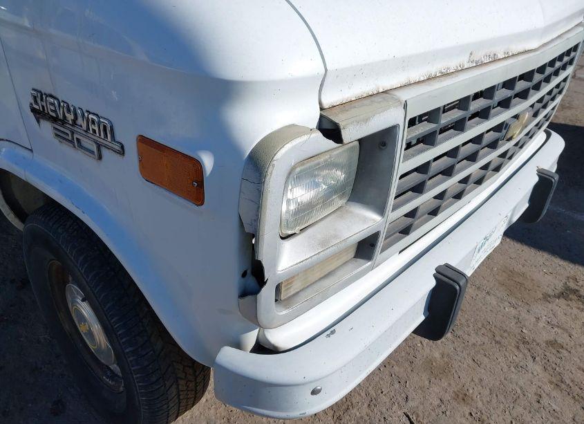 Photo 17 of 1994 Chevrolet G20 (VIN 1GCEG25K3RF121803)