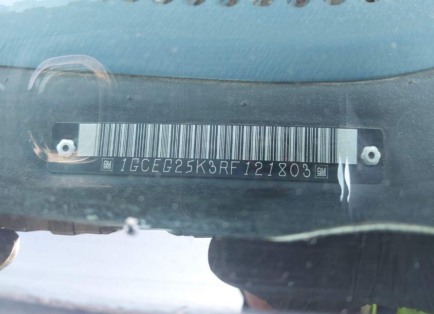 Photo 9 of 1994 Chevrolet G20 (VIN 1GCEG25K3RF121803)