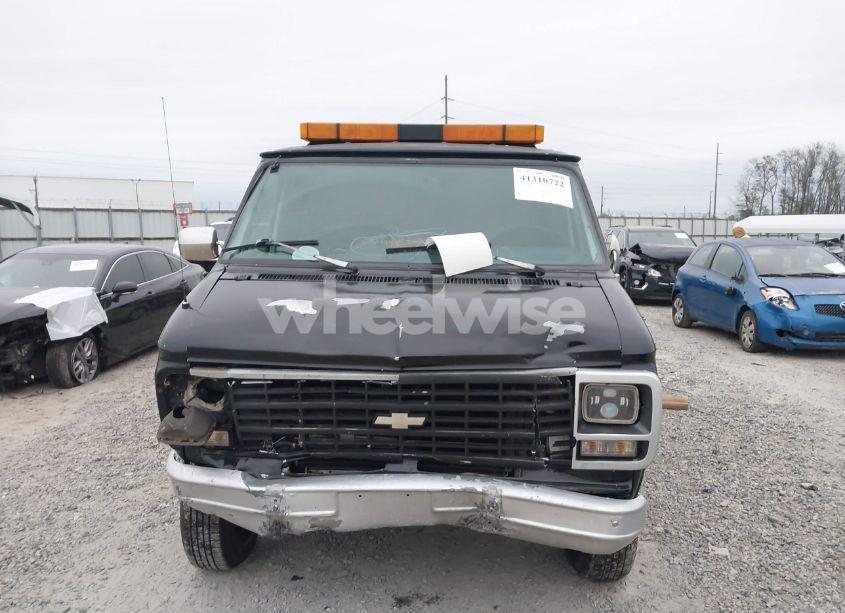 Photo 12 of 1994 Chevrolet G20 (VIN 1GCEG25K4RF118893)