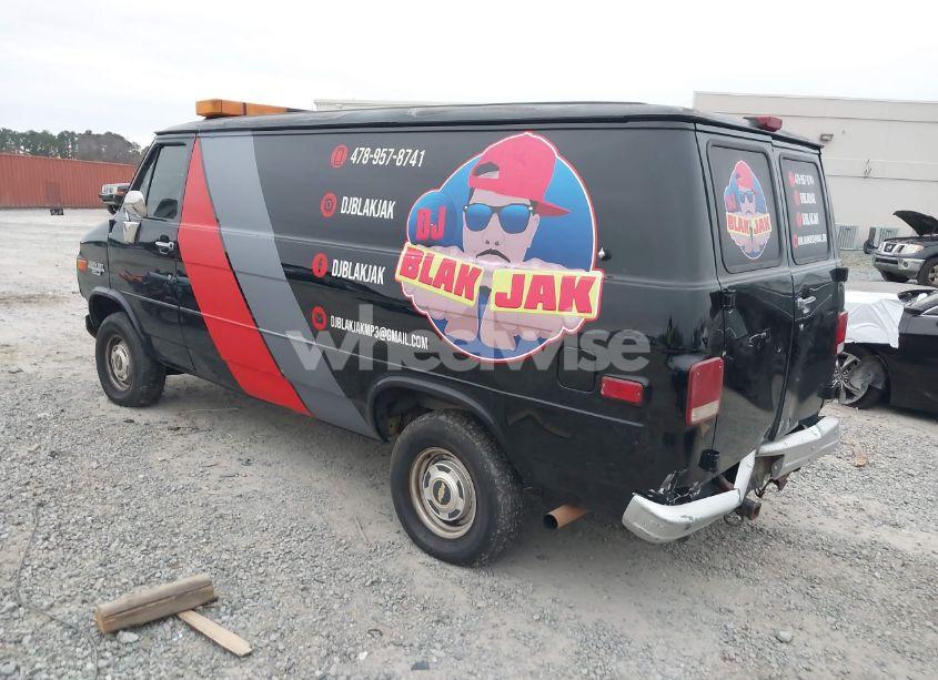 Photo 3 of 1994 Chevrolet G20 (VIN 1GCEG25K4RF118893)