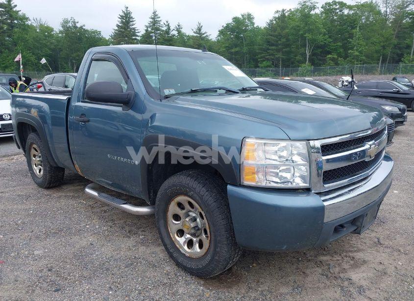 2007 Chevrolet Silverado 1500 WORK TRUCK (VIN 1GCEK14007Z587550) main photo