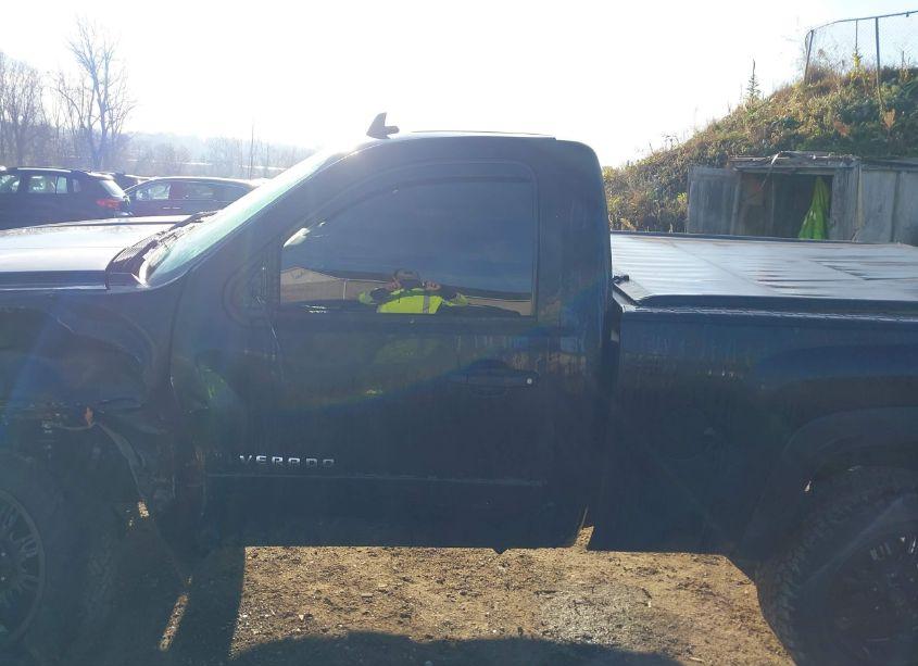 Photo 14 of 2007 Chevrolet Silverado 1500 LT1 (VIN 1GCEK14027Z651877)