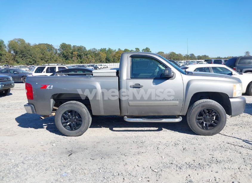 Photo 13 of 2008 Chevrolet Silverado 1500 LT1 (VIN 1GCEK14068Z325758)