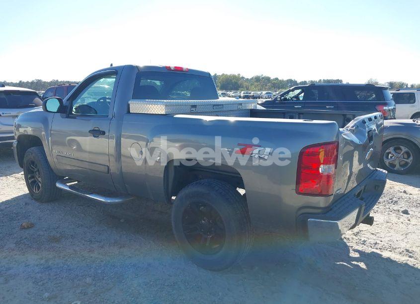 Photo 3 of 2008 Chevrolet Silverado 1500 LT1 (VIN 1GCEK14068Z325758)