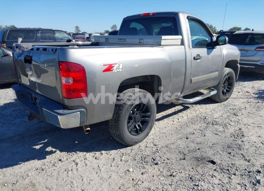 Photo 4 of 2008 Chevrolet Silverado 1500 LT1 (VIN 1GCEK14068Z325758)