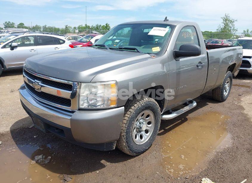 Photo 2 of 2007 Chevrolet Silverado 1500 WORK TRUCK (VIN 1GCEK14097Z644988)