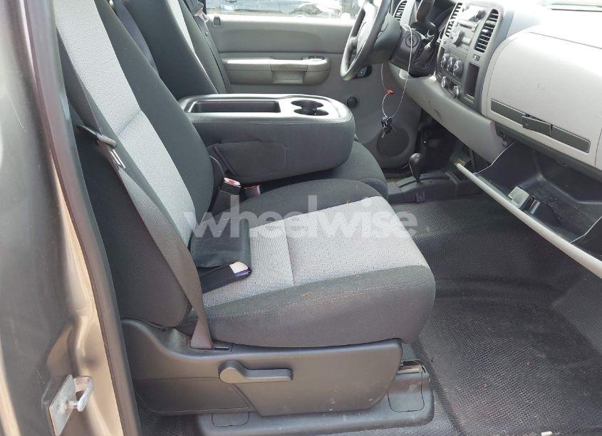 Photo 5 of 2007 Chevrolet Silverado 1500 WORK TRUCK (VIN 1GCEK14097Z644988)