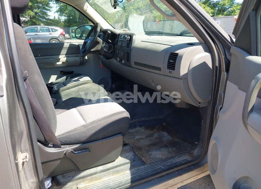 Photo 5 of 2008 Chevrolet Silverado 1500 WORK TRUCK (VIN 1GCEK14C18Z141600)