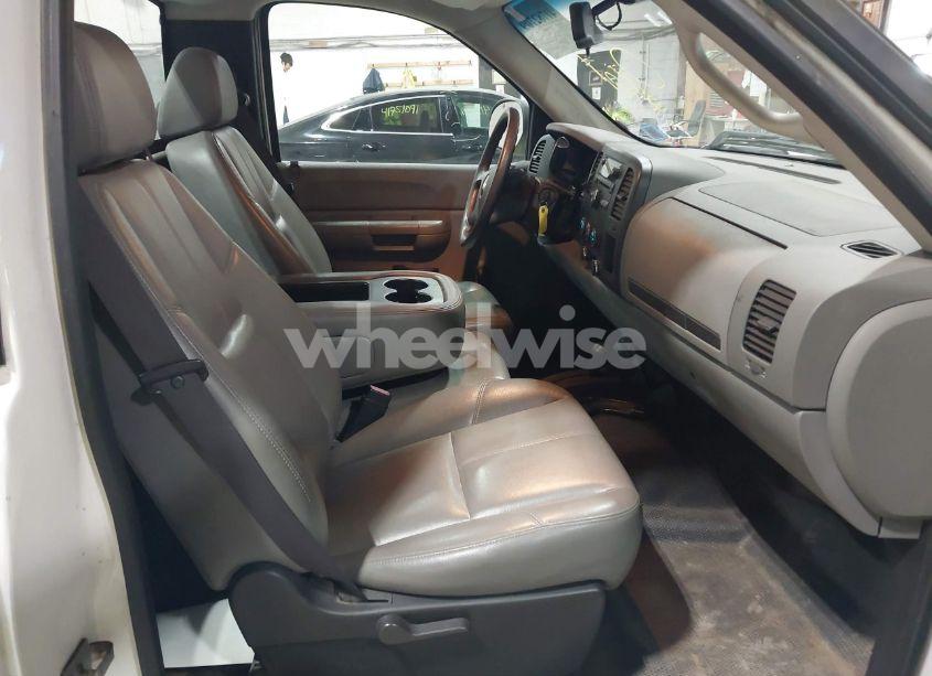 Photo 5 of 2008 Chevrolet Silverado 1500 WORK TRUCK (VIN 1GCEK14C38Z242301)