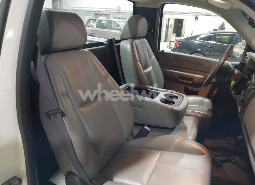 Photo 8 of 2008 Chevrolet Silverado 1500 WORK TRUCK (VIN 1GCEK14C38Z242301)