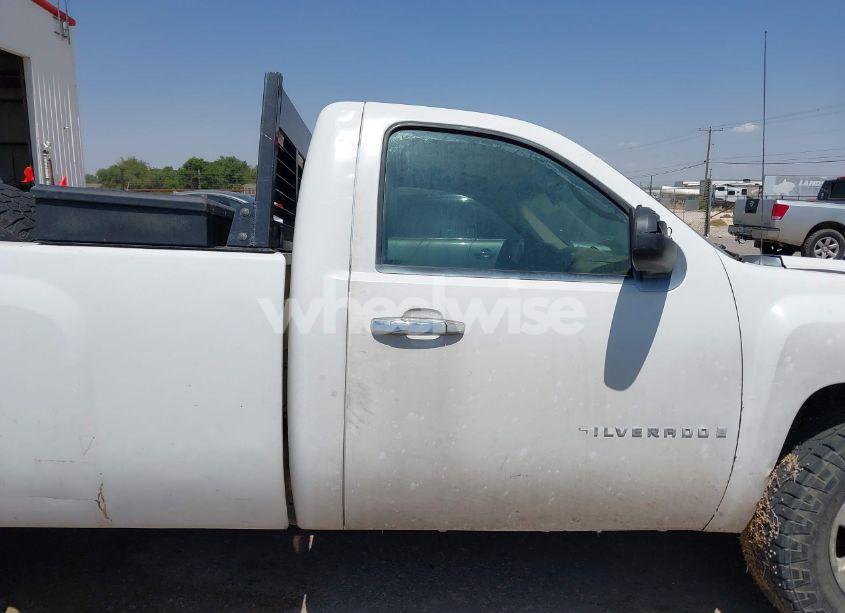 Photo 13 of 2007 Chevrolet Silverado 1500 WORK TRUCK (VIN 1GCEK14C47Z626649)