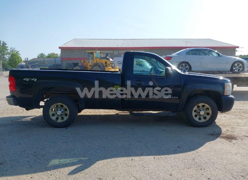 Photo 13 of 2008 Chevrolet Silverado K1500 (VIN 1GCEK14C58Z219828)