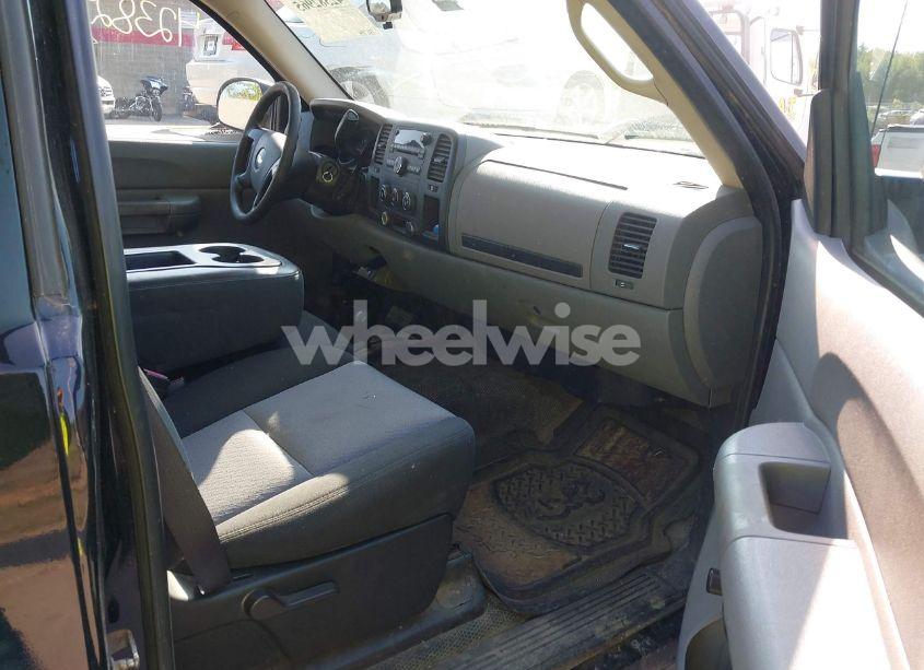 Photo 5 of 2008 Chevrolet Silverado K1500 (VIN 1GCEK14C58Z219828)