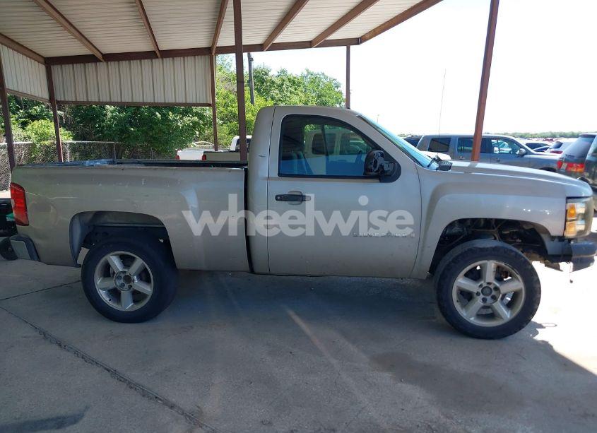 Photo 13 of 2007 Chevrolet Silverado 1500 WORK TRUCK (VIN 1GCEK14C77Z524035)