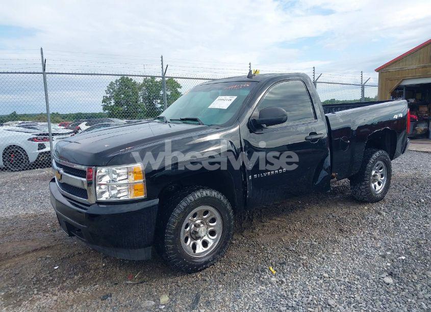 Photo 2 of 2007 Chevrolet Silverado 1500 WORK TRUCK (VIN 1GCEK14CX7Z546272)